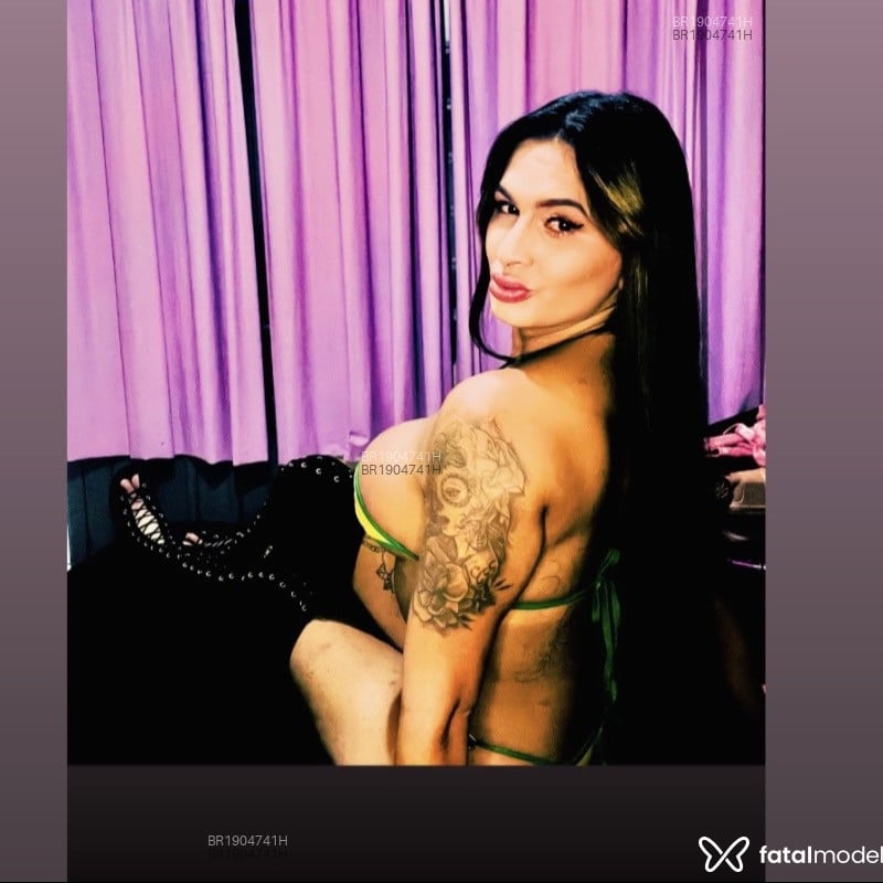 Acompanhante Yasmim Fox - Feed