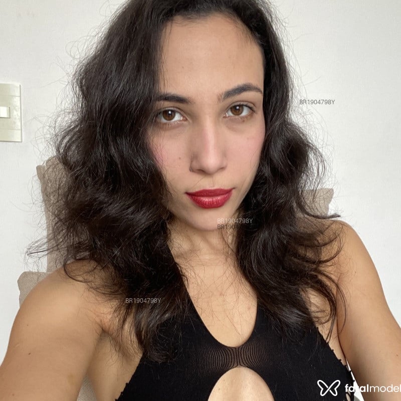 Acompanhante Lara Noir - Feed