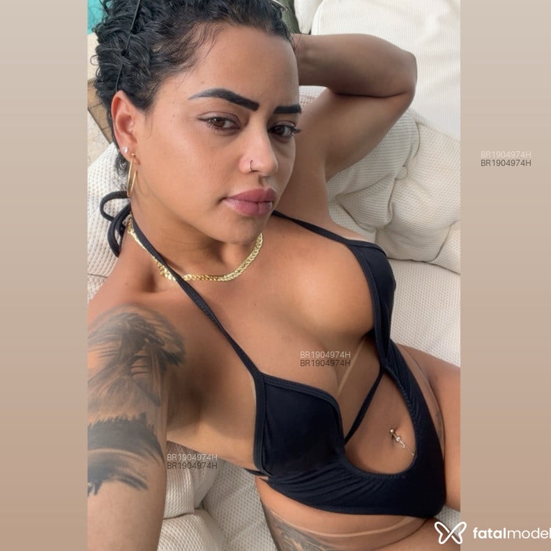 Acompanhante Tayná - Feed
