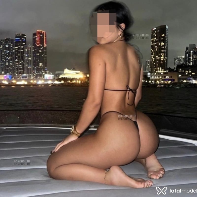 Acompanhante Ísis Sampaio - Feed
