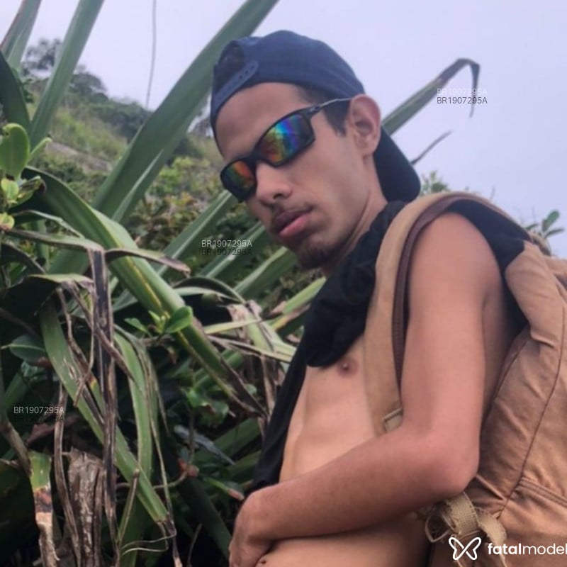 Acompanhante Vitor - Feed