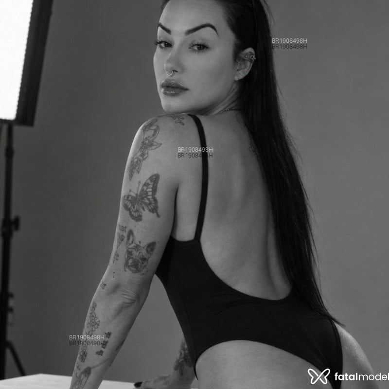 Acompanhante Bella - Feed