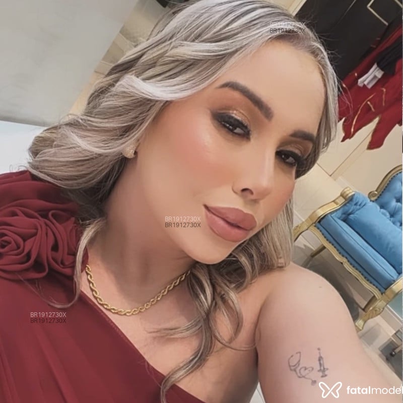 Acompanhante Laura - Feed