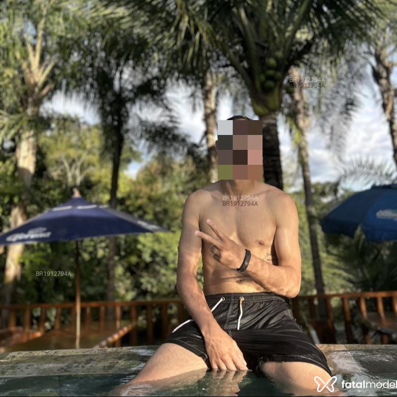 Acompanhante Modelo - Feed