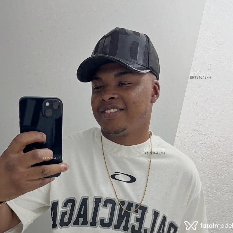 Acompanhante Negro - Feed