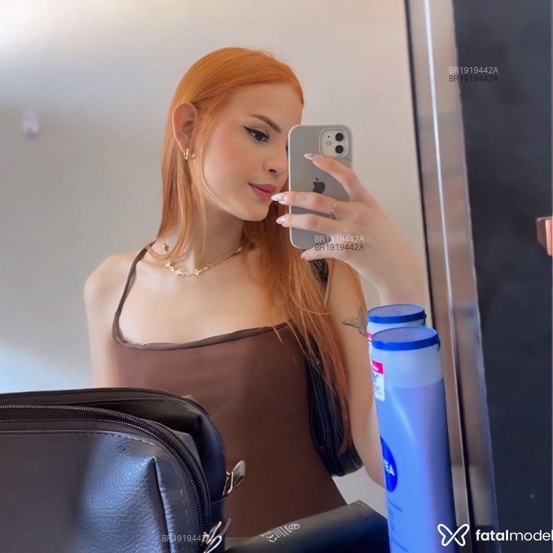 Acompanhante Safira lemos - Feed