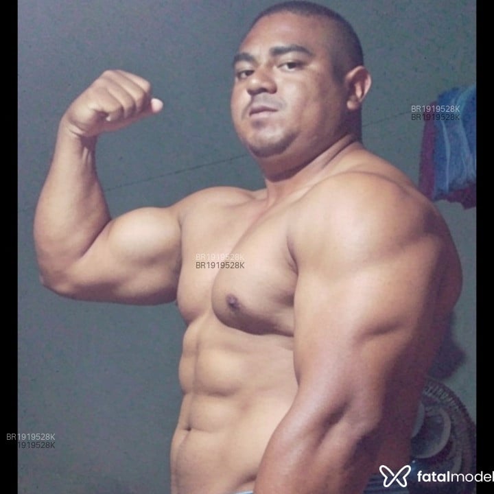 Acompanhante Edimilson - Feed