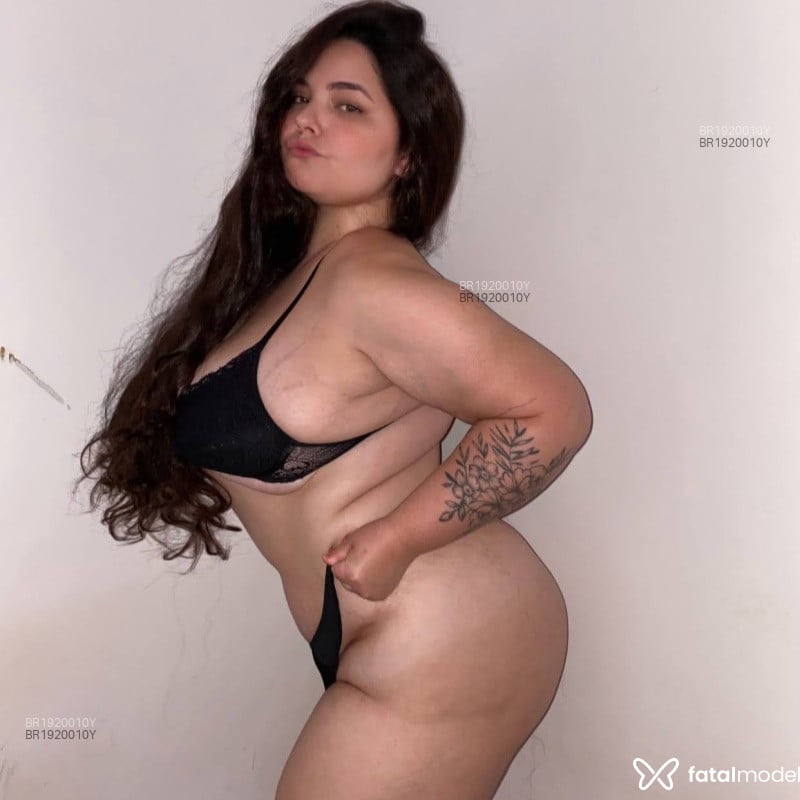 Acompanhante Maria Julinha - Feed