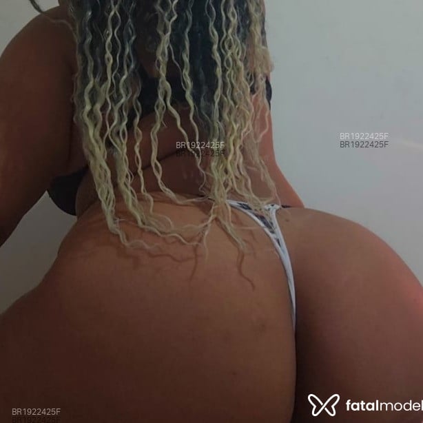 Acompanhante Domme Carla - Feed