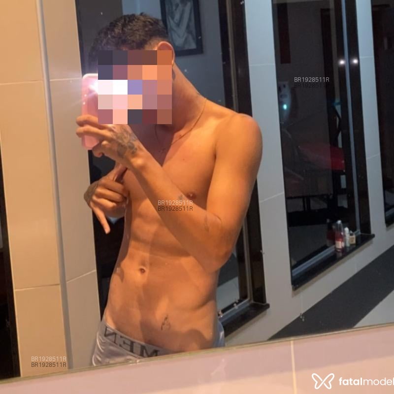 Acompanhante Breno Souza - Feed