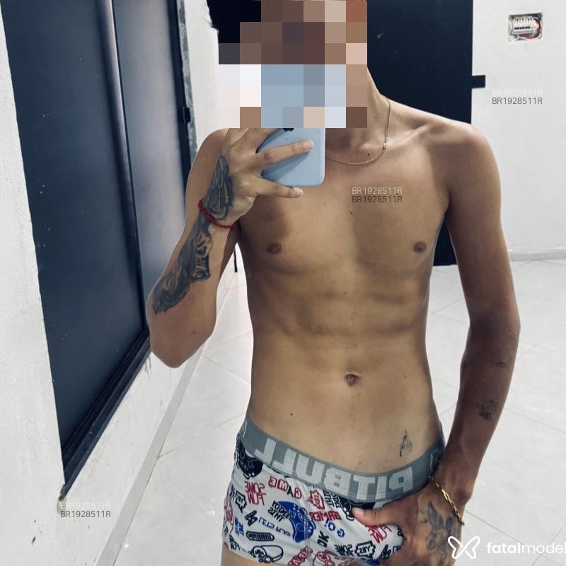 Acompanhante Breno Souza - Feed