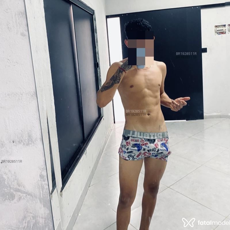 Acompanhante Breno Souza - Feed