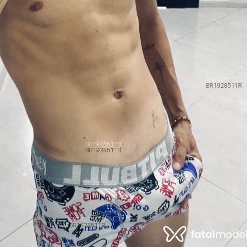 Acompanhante Breno Souza - Feed