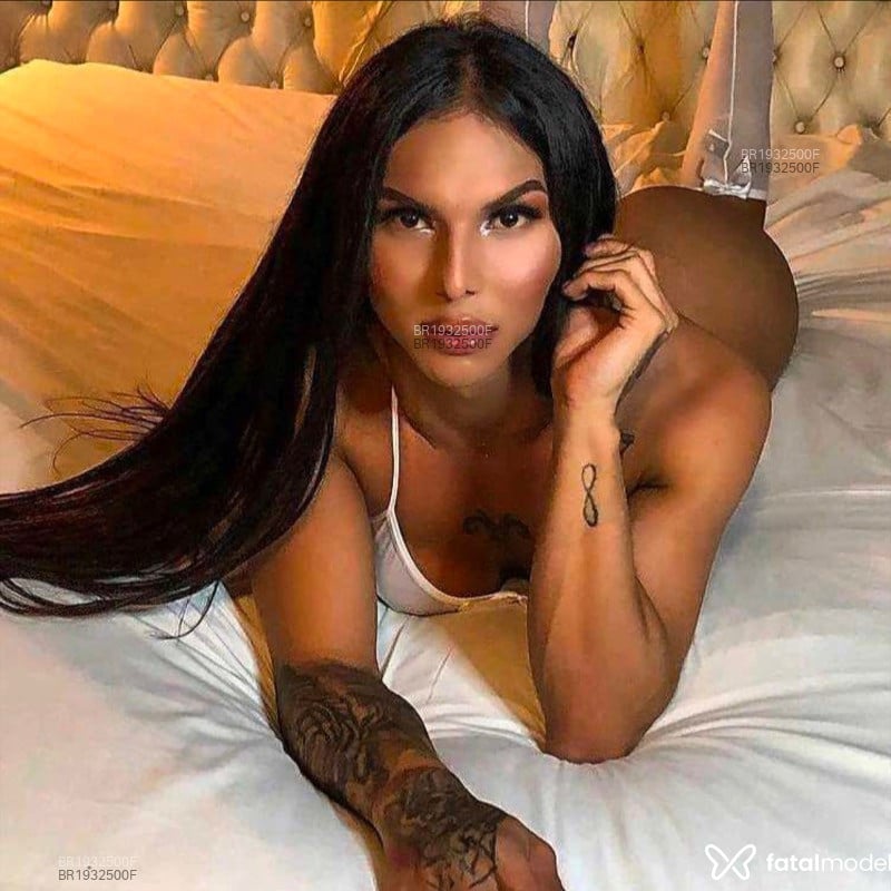 Acompanhante Serena Dovale - Feed