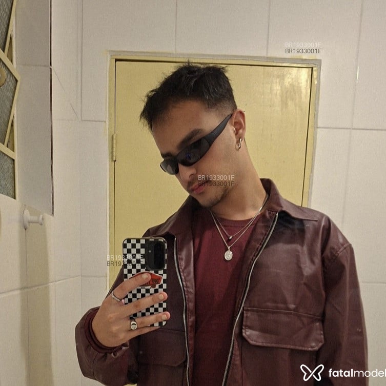 Acompanhante Caio - Feed