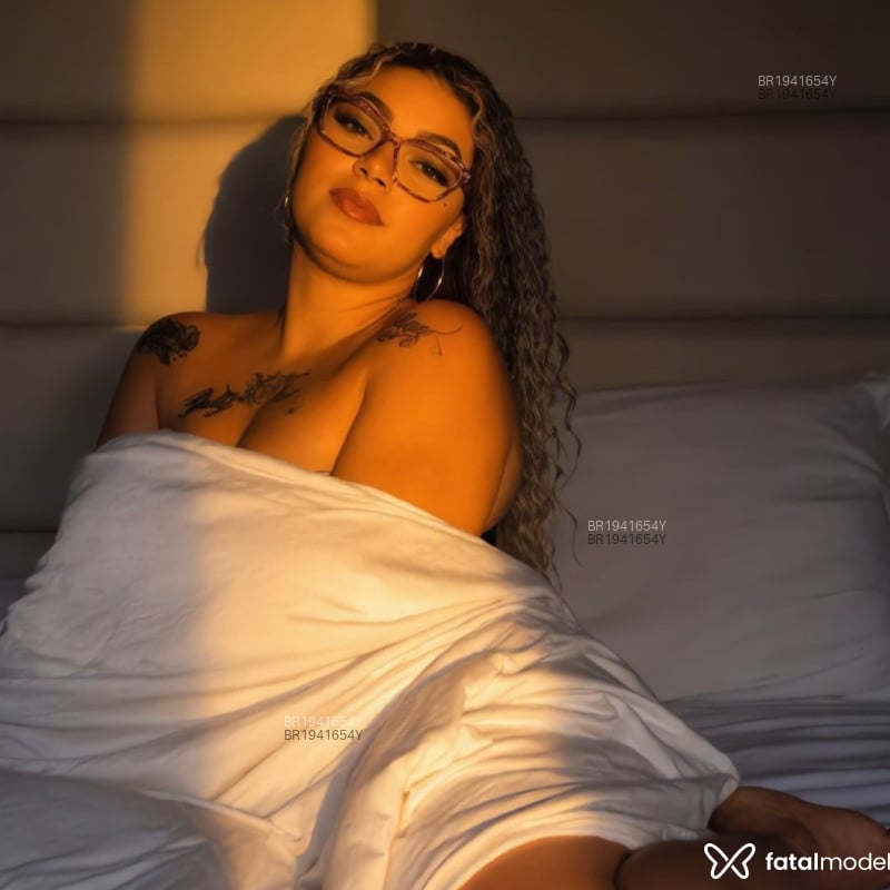 Acompanhante Karem Amaral Cruz - Feed