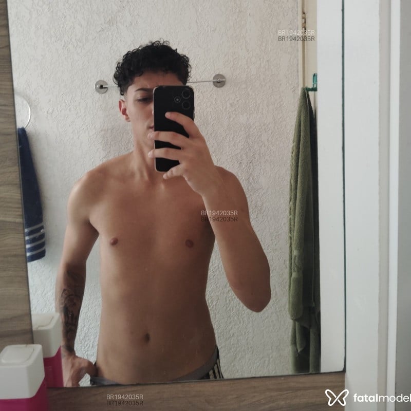 Acompanhante Wesley - Feed