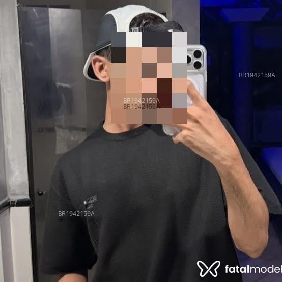 Acompanhante Maahx - Feed