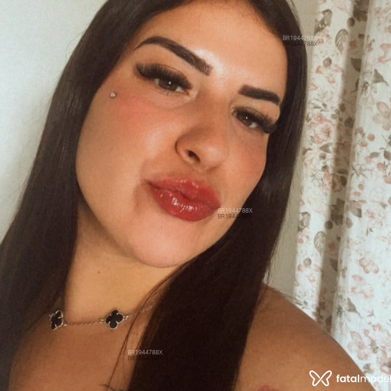 Acompanhante Mirella - Feed