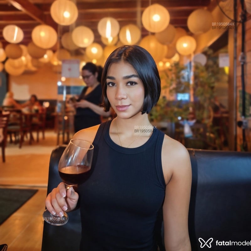 Acompanhante Clara - Feed