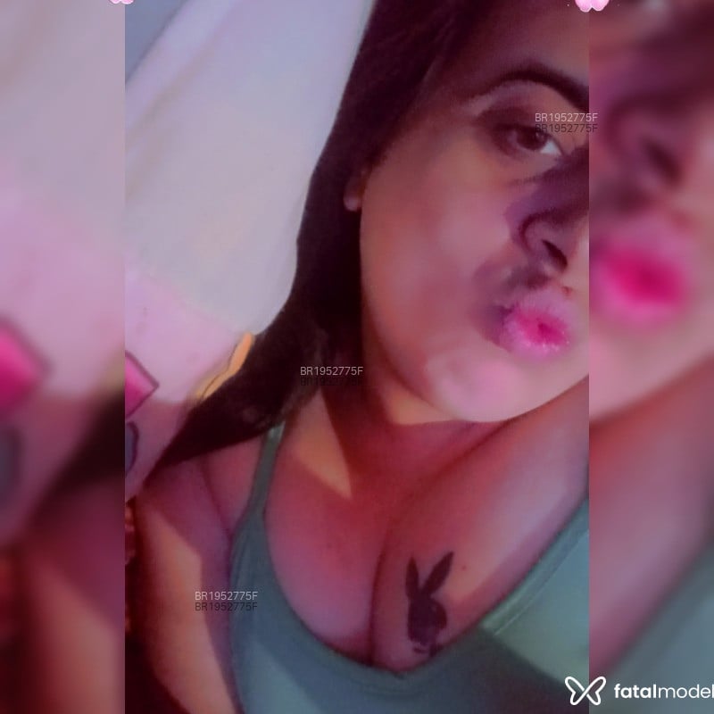Acompanhante Aleh - Feed