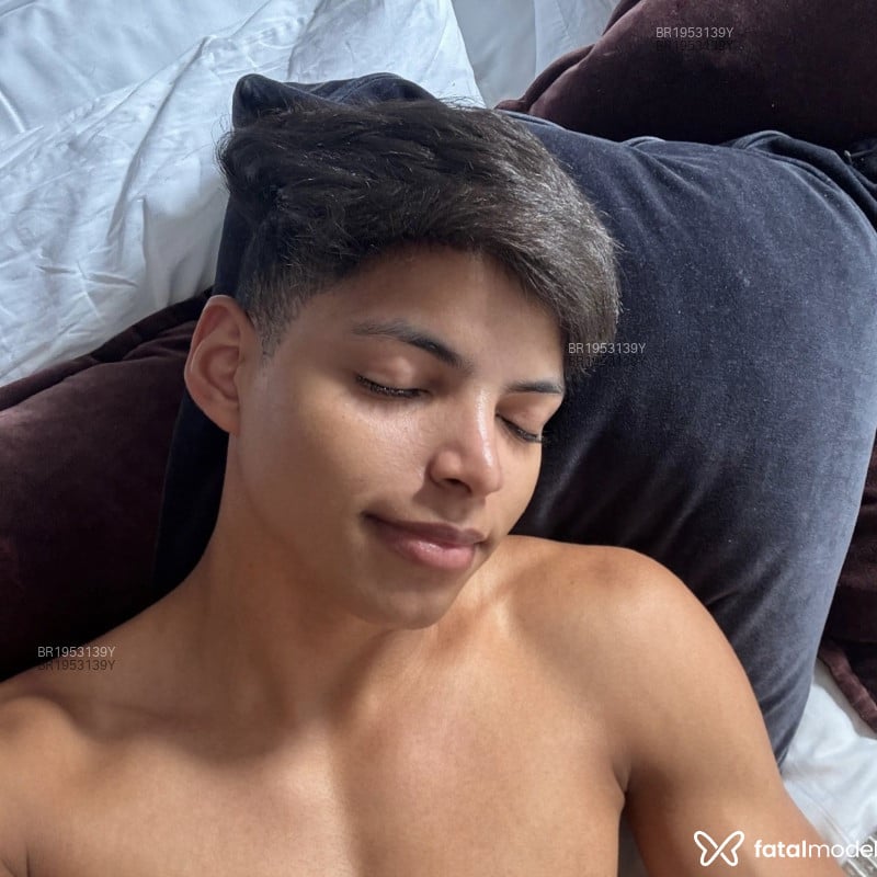 Acompanhante Lucas Pereira - Feed