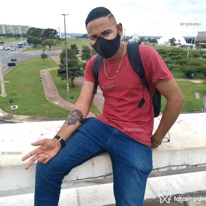 Acompanhante Gabriel - Feed