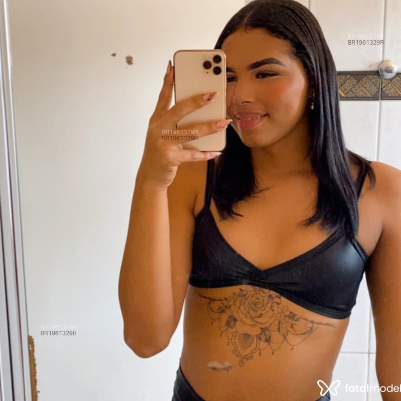 Acompanhante Chrys Ribeiro - Feed