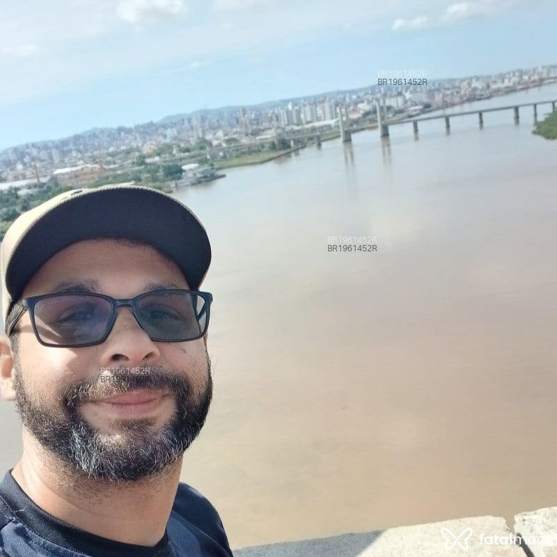 Acompanhante Eduardo - Feed