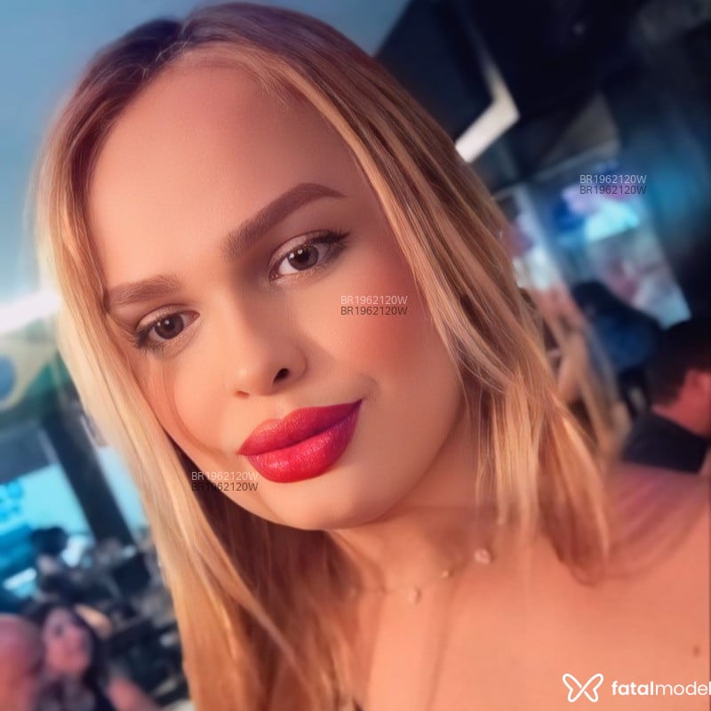 Acompanhante Bella - Feed