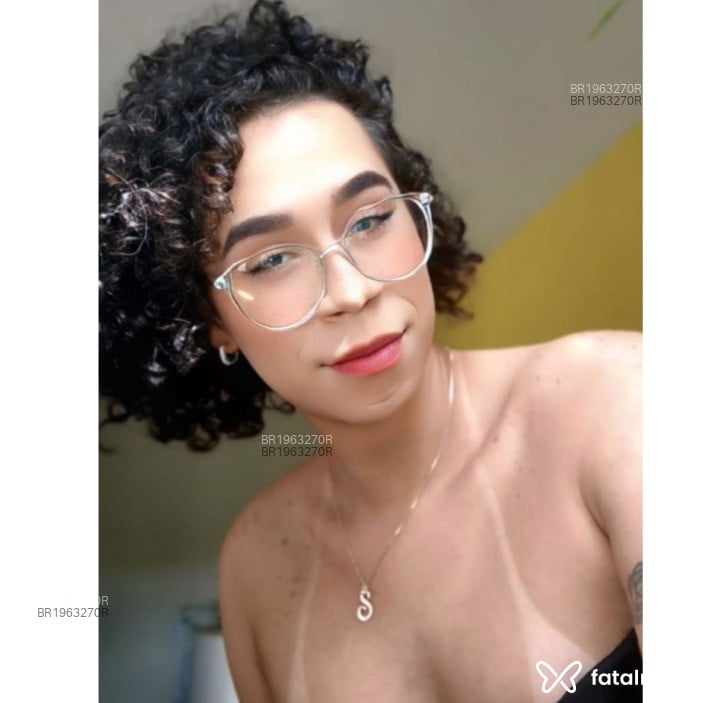 Acompanhante Ivy Calixto - Feed