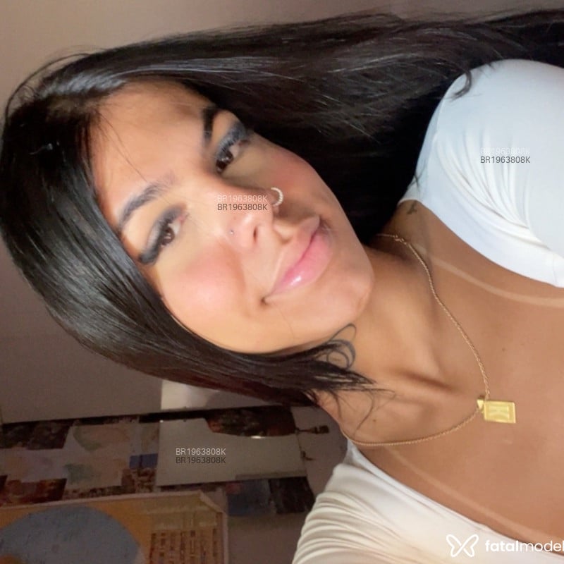 Acompanhante Eduarda - Feed