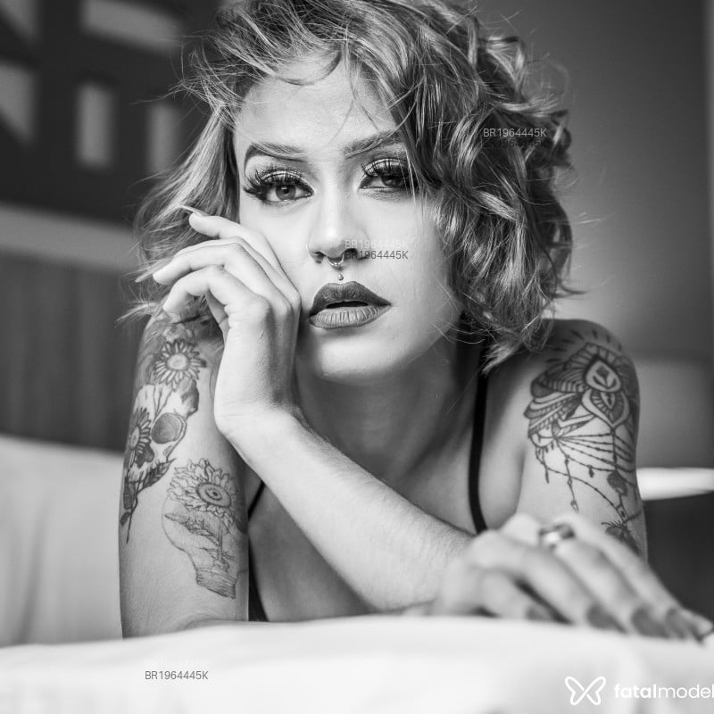 Acompanhante Selene - Feed