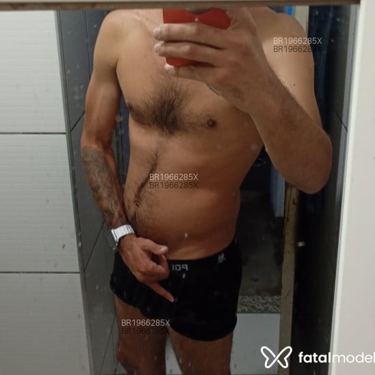 Acompanhante Pequeno Gafanhoto - Feed