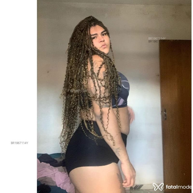 Acompanhante Isabela - Feed