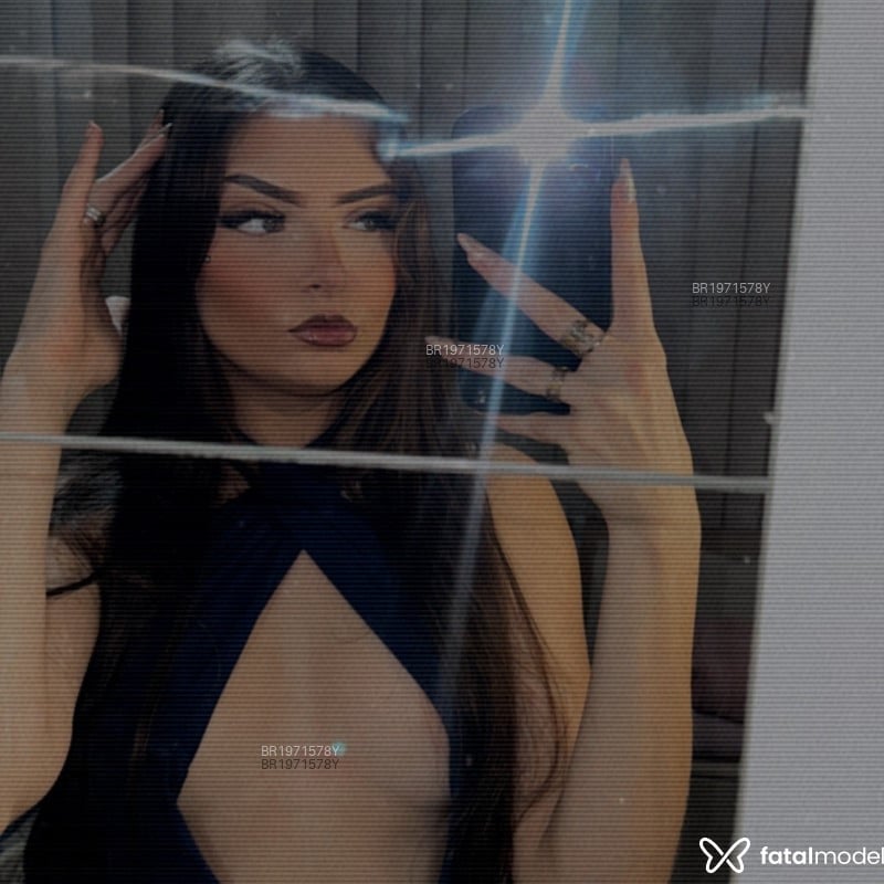 Acompanhante Clara Reis - Feed