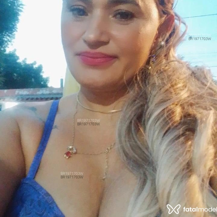 Acompanhante Nay - Feed