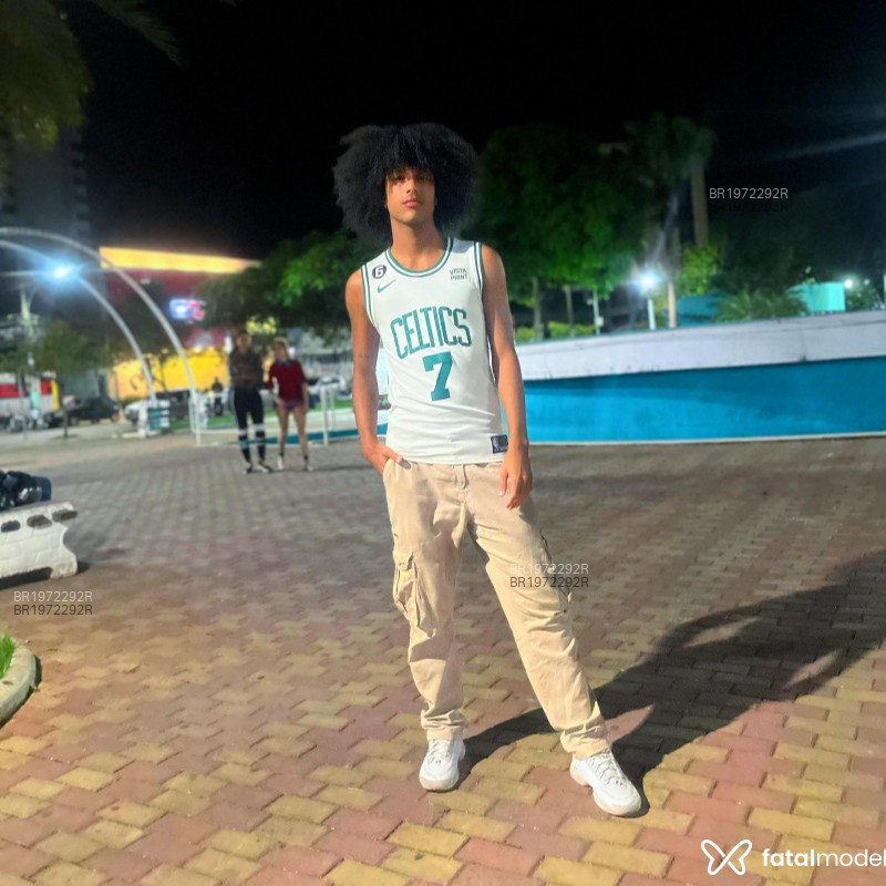 Acompanhante Samuel - Feed