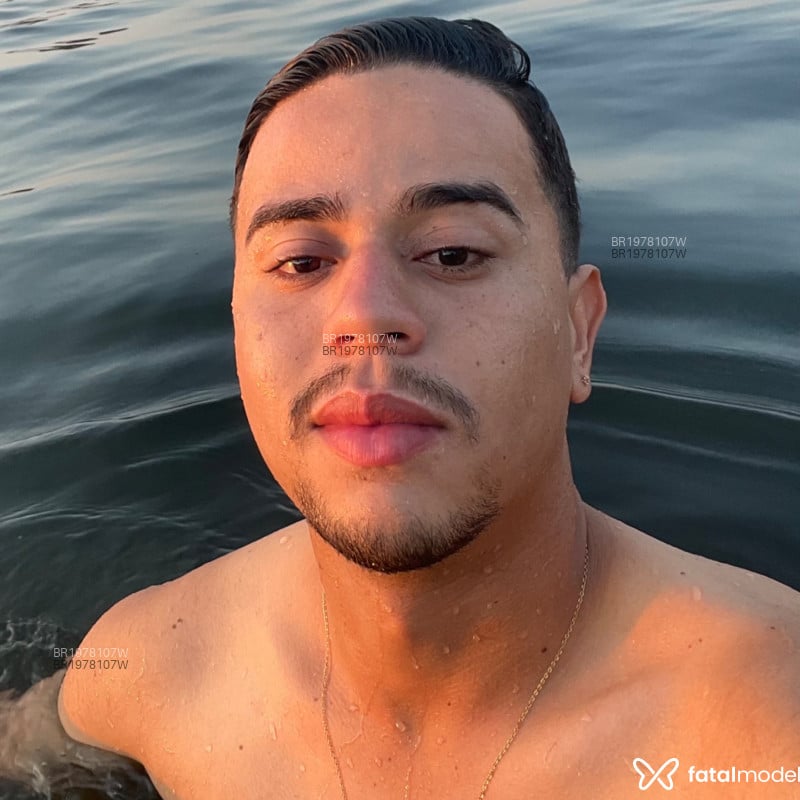 Acompanhante Henrique - Feed