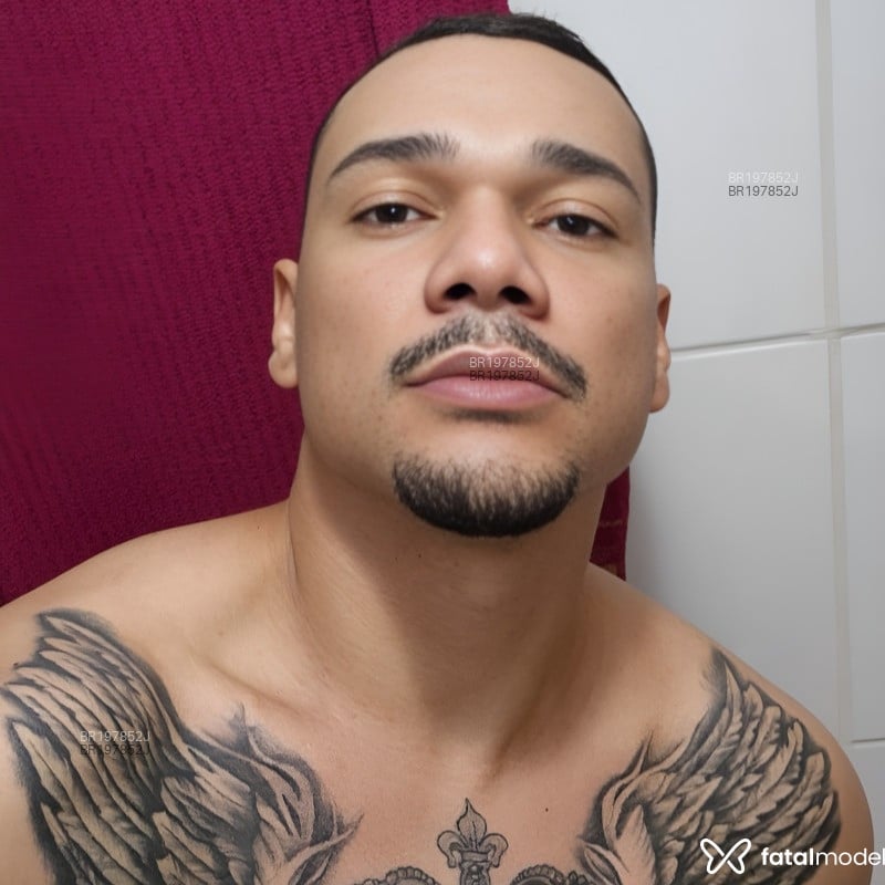 Acompanhante Derick Martins - Feed