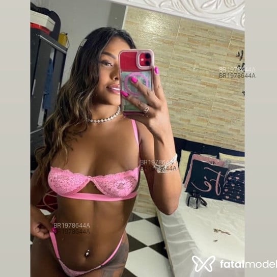 Acompanhante Vick Dias - Feed