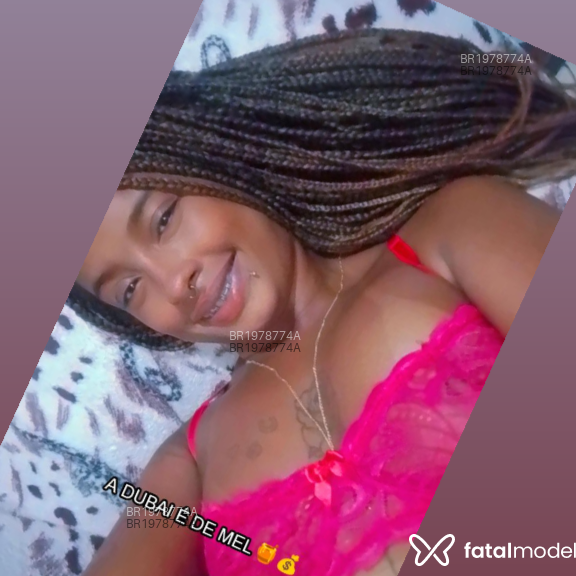 Acompanhante Estrella - Feed