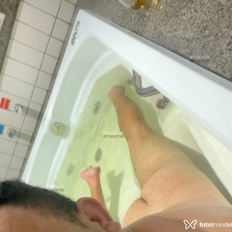 Acompanhante Guilherme - Feed