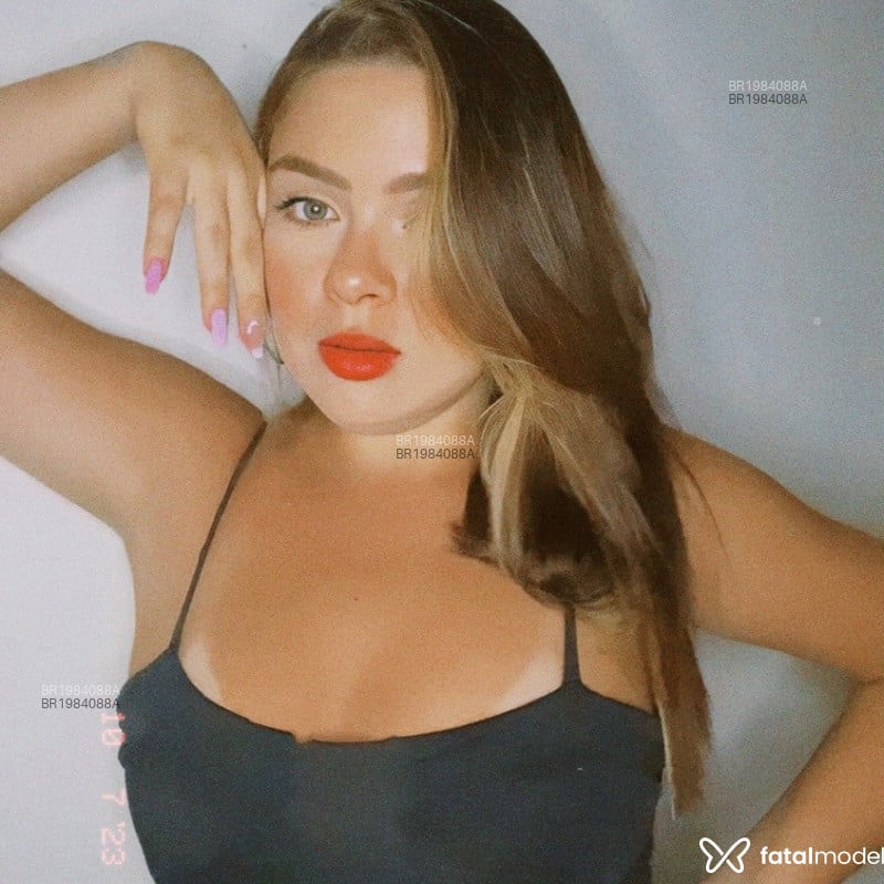 Acompanhante Lara - Feed