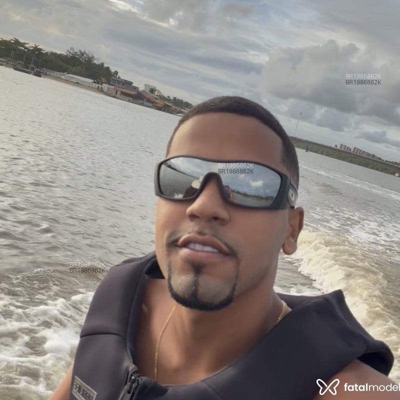 Acompanhante Ricardo - Feed