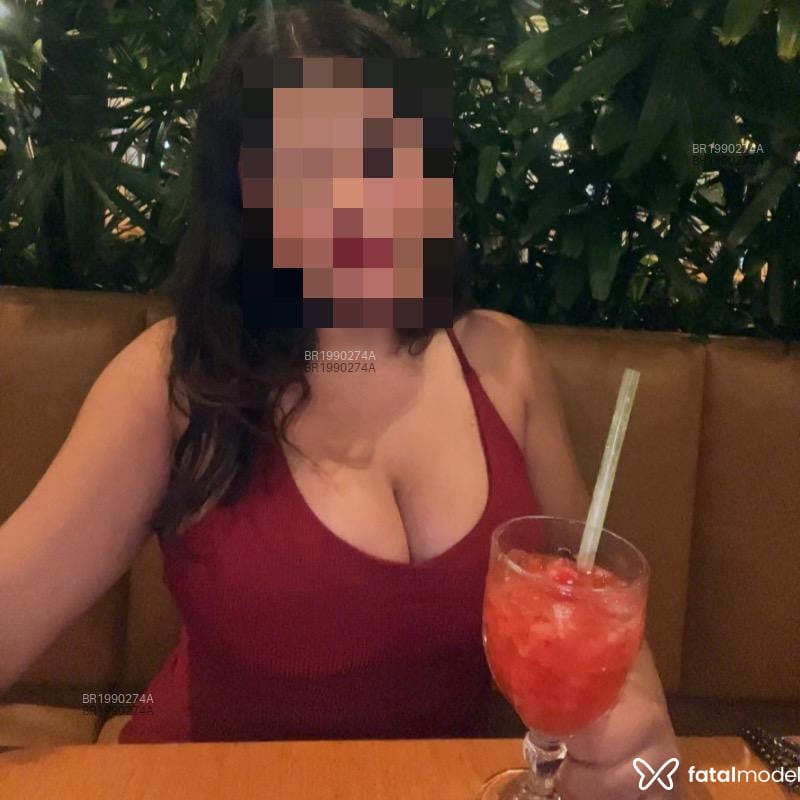 Acompanhante Layla - Feed