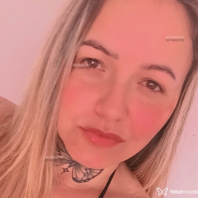 Acompanhante Julia - Feed