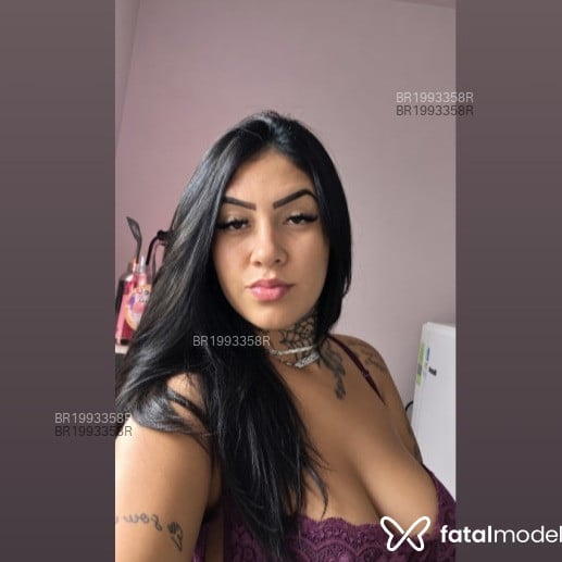 Acompanhante Mariah - Feed