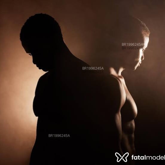 Acompanhante Black - Feed