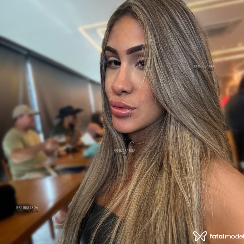 Acompanhante Natasha - Feed